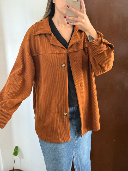 Campera terracota (le falta un botón) talle M