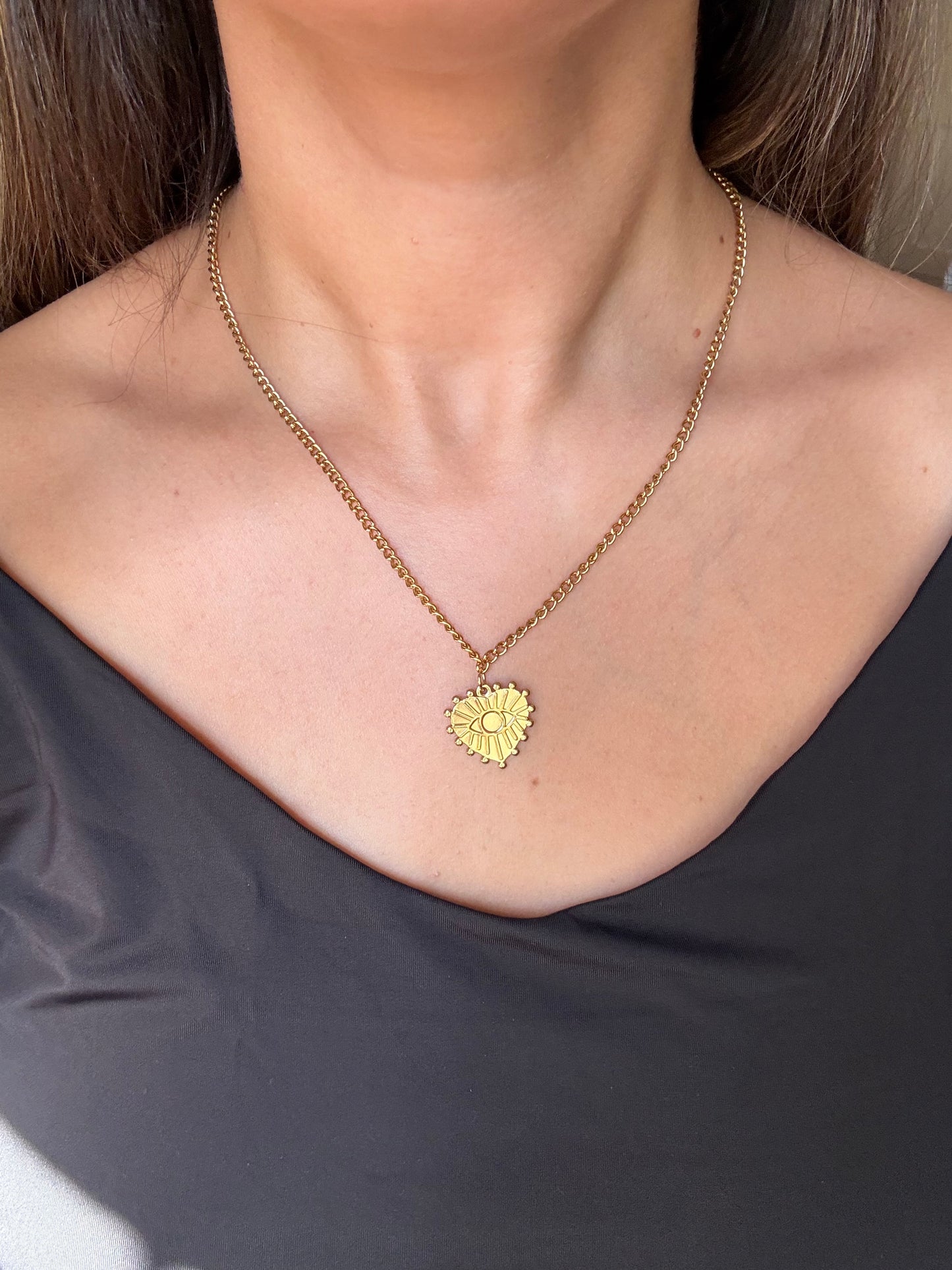 Collares corazón acero dorado