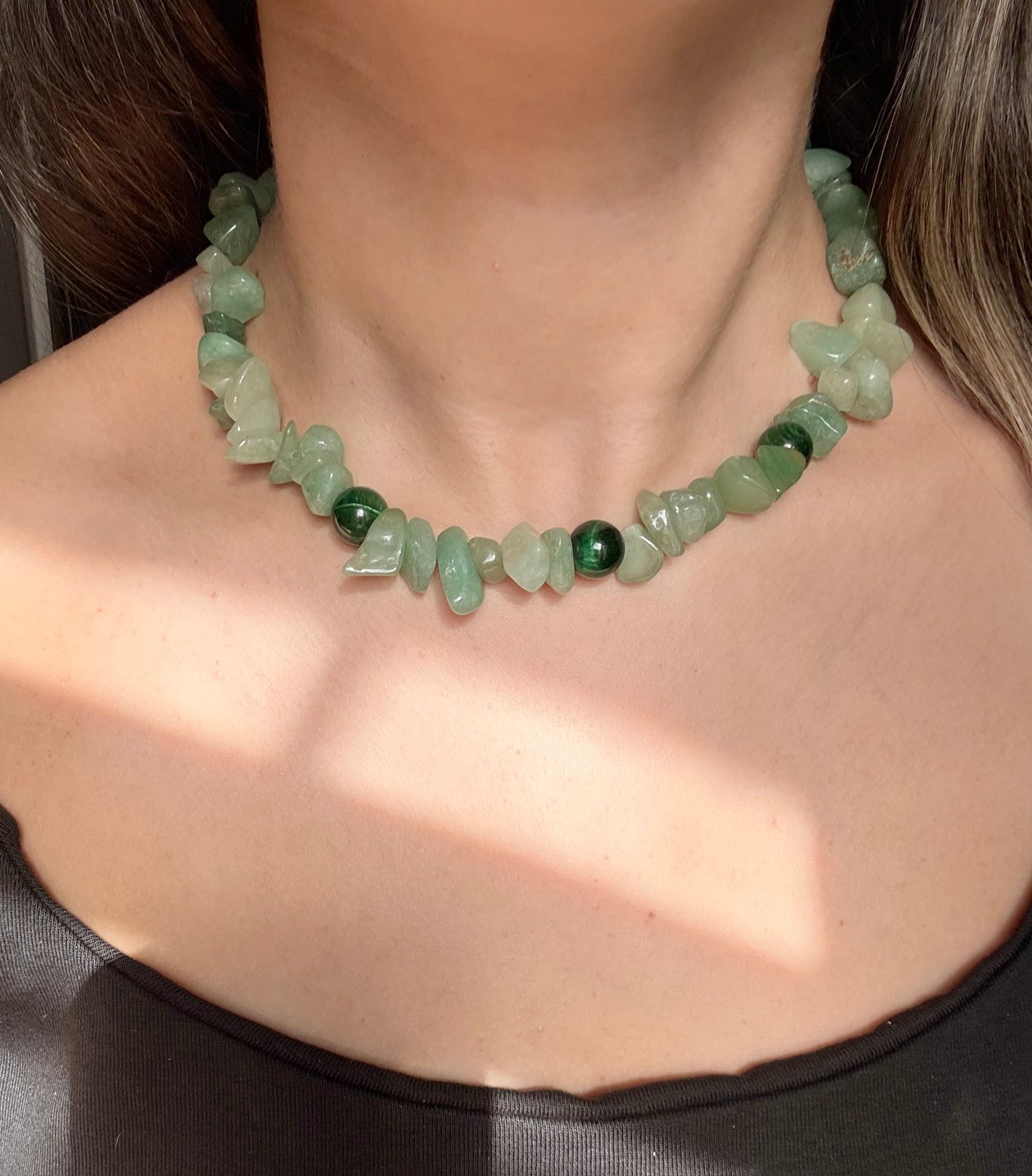 Collar piedras verde