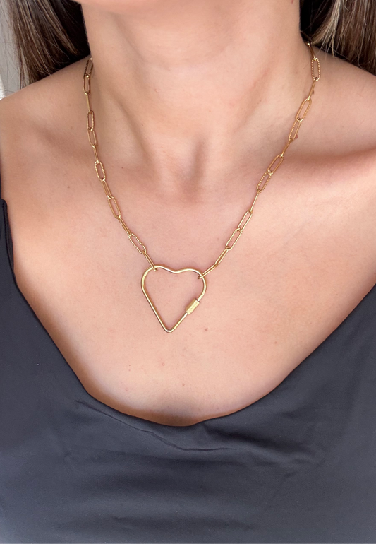 Cadena eslabón corazón acero dorado