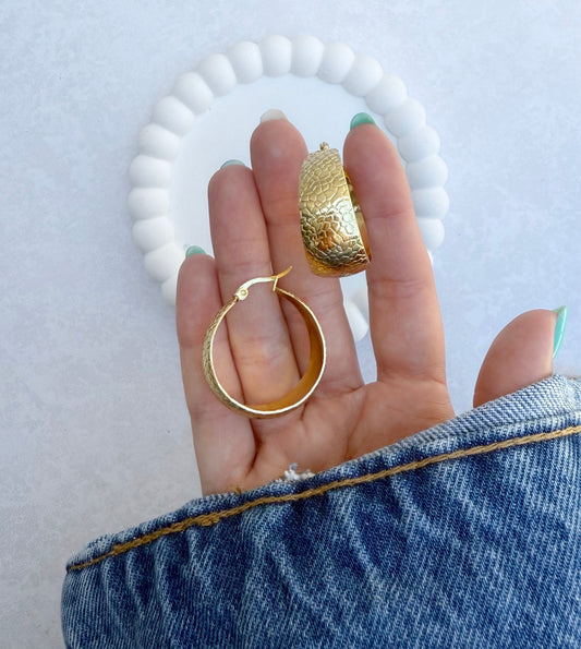 Aros labrados acero dorado 3 cm