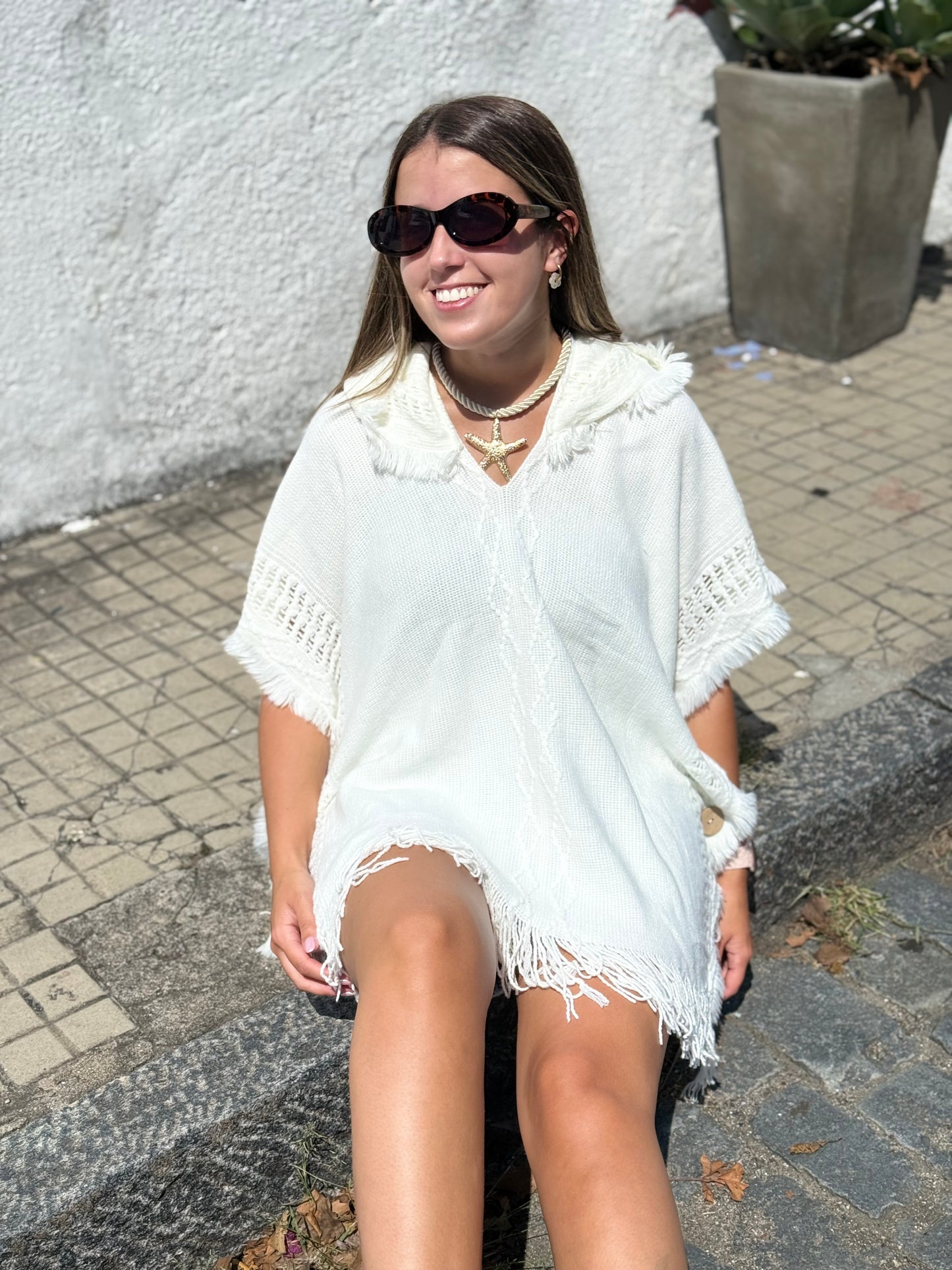 Poncho en color blanco