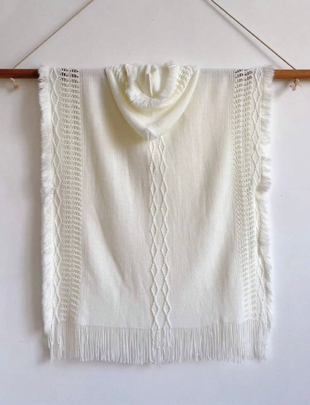 Poncho en color blanco