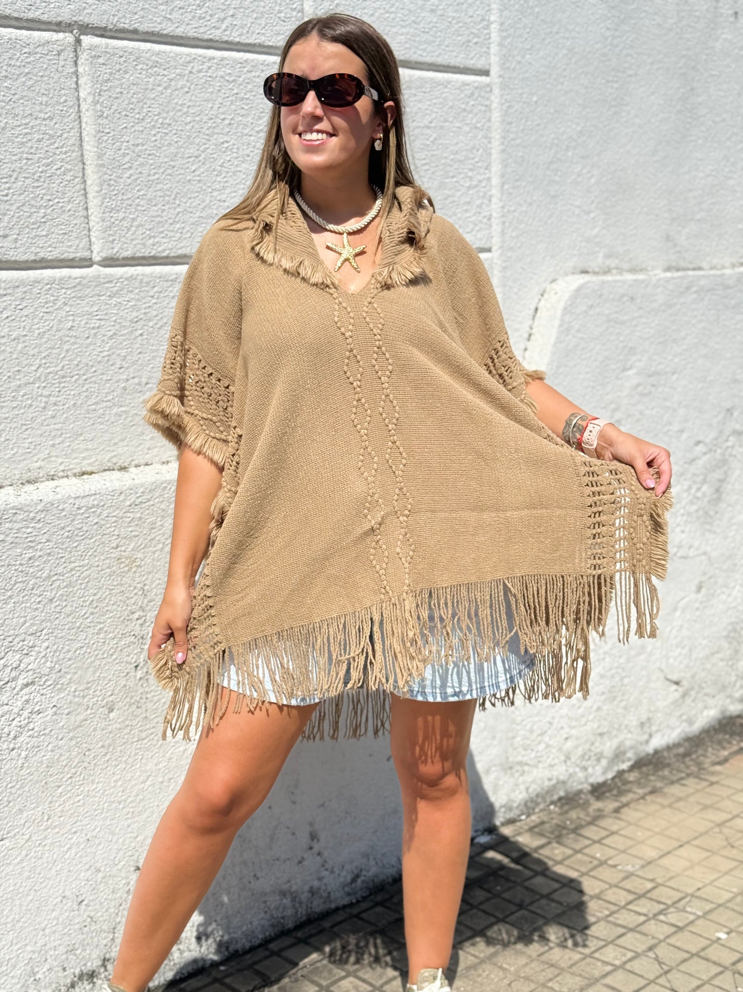 Poncho en color marron