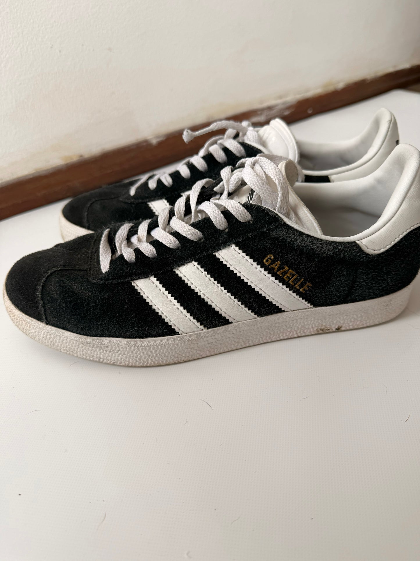 Championes Adidas Gazelle talle 38