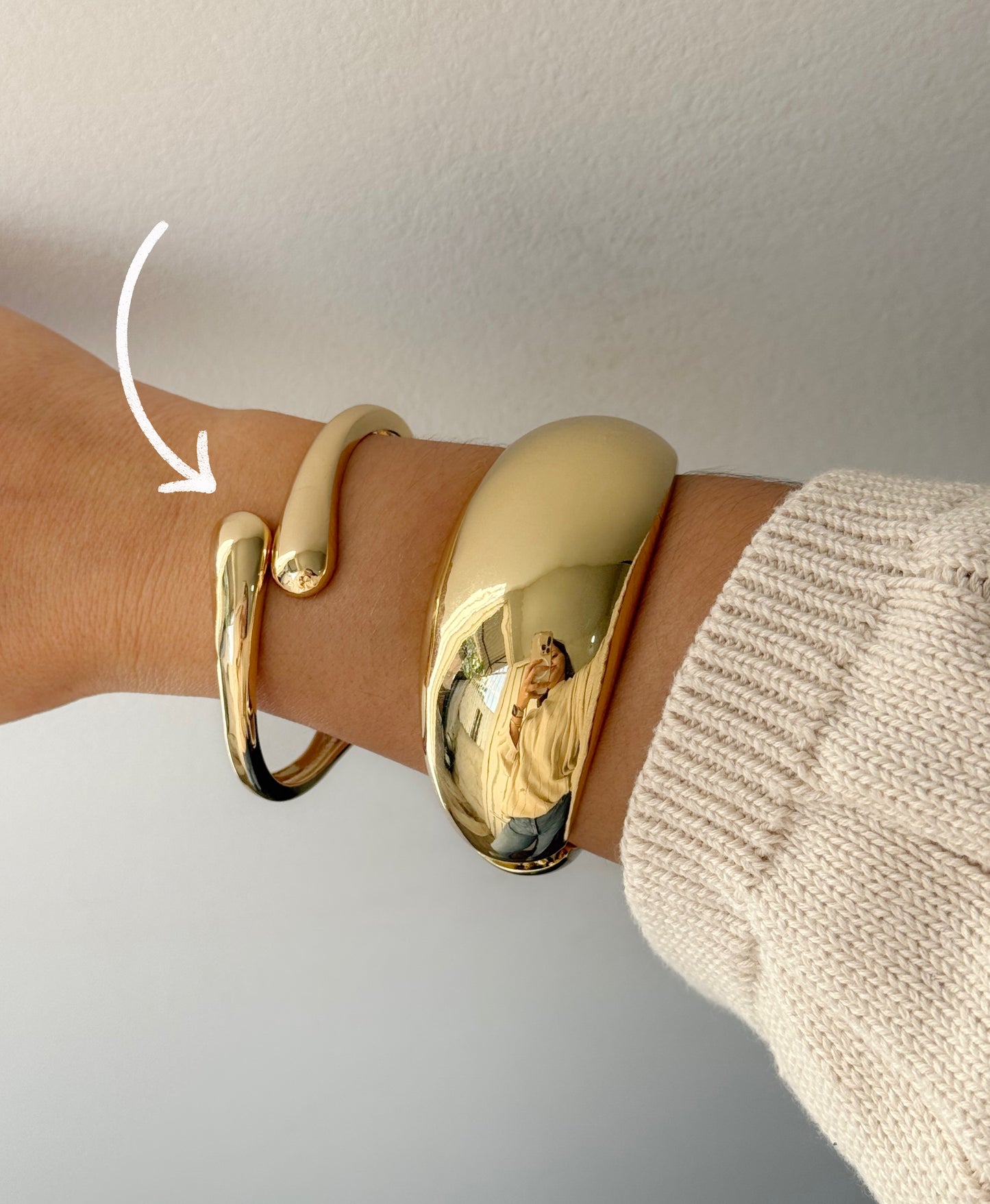 Brazalete cruzado dorado (se abre)