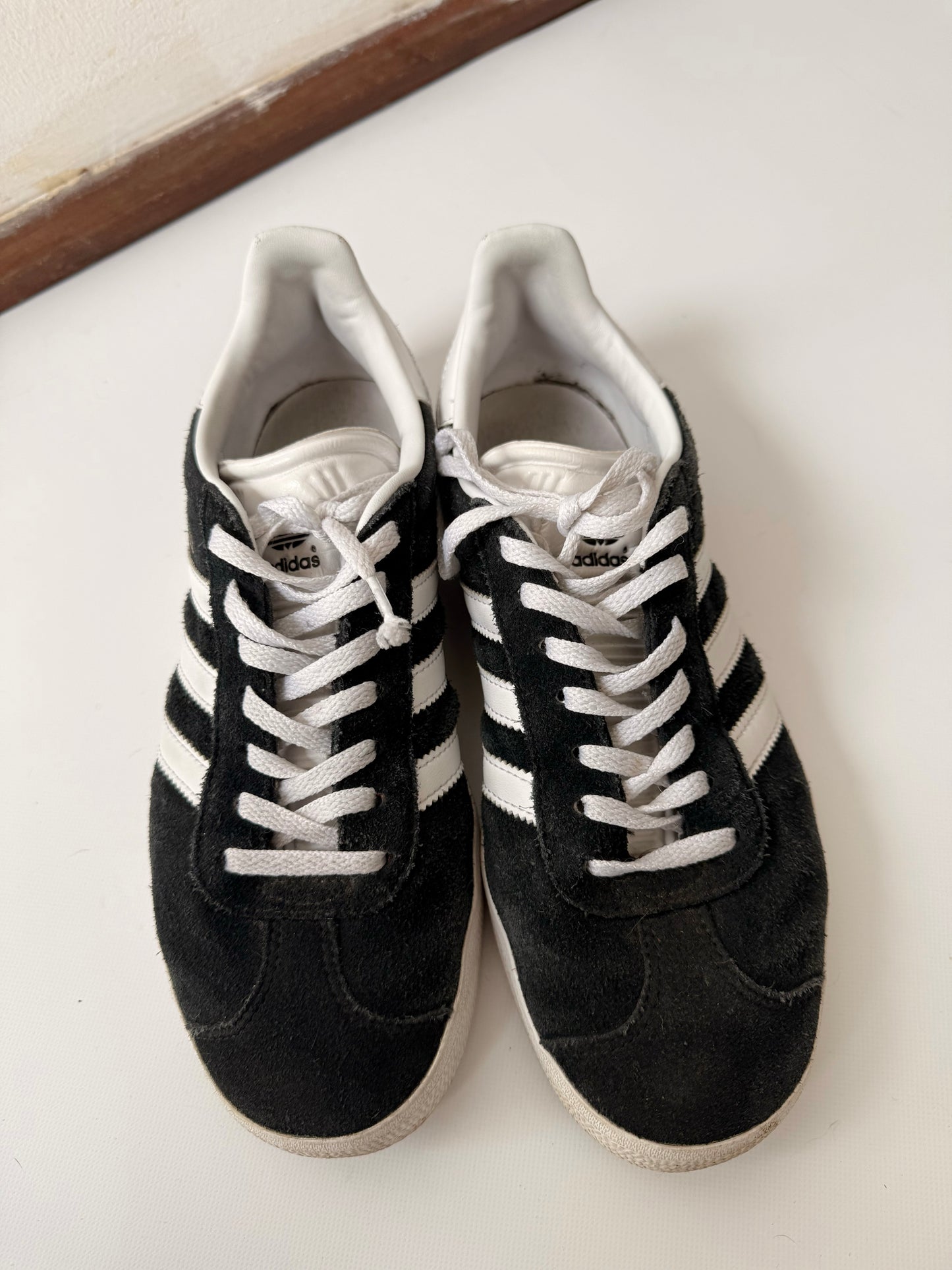 Championes Adidas Gazelle talle 38